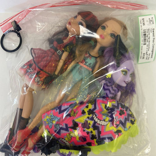 Monster/Ever After High Dolls - Set of 3