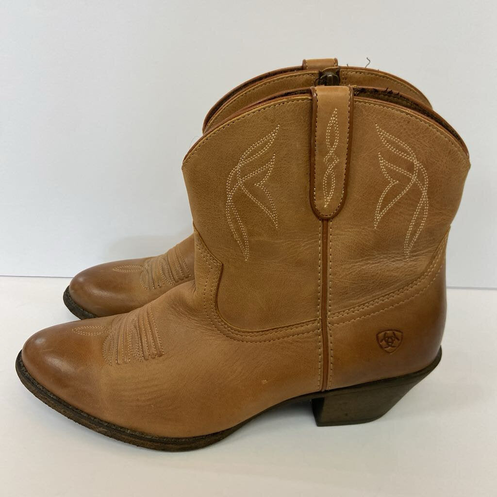 Womens Darlin Western Boots