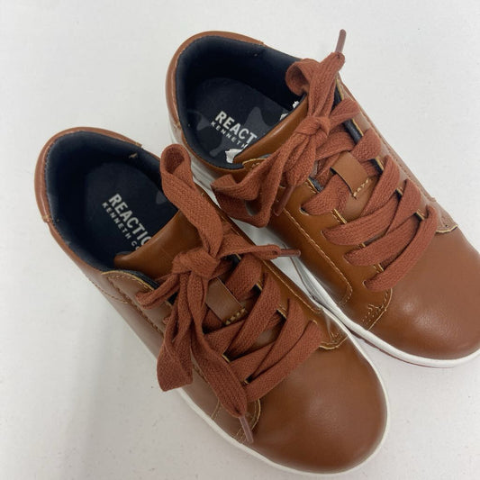 Boys Leather Sneakers *NEW*