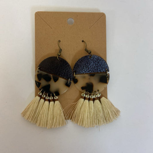 Leather/Resin/Tassel Earrings