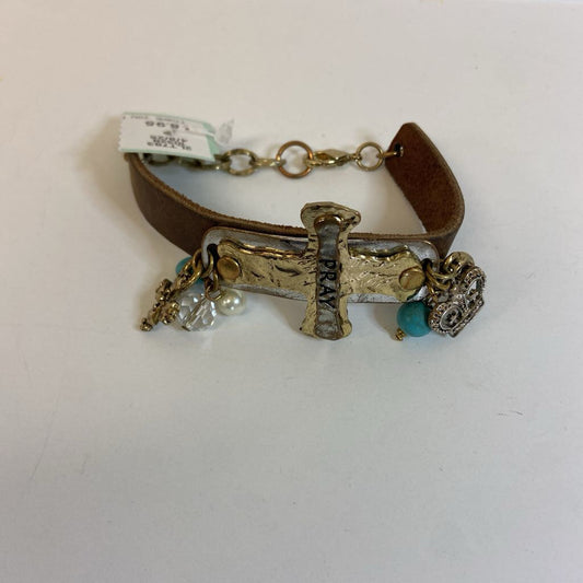 Pray Cross Charm Leather Bracelet