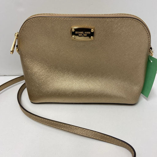 Dome Chain Crossbody