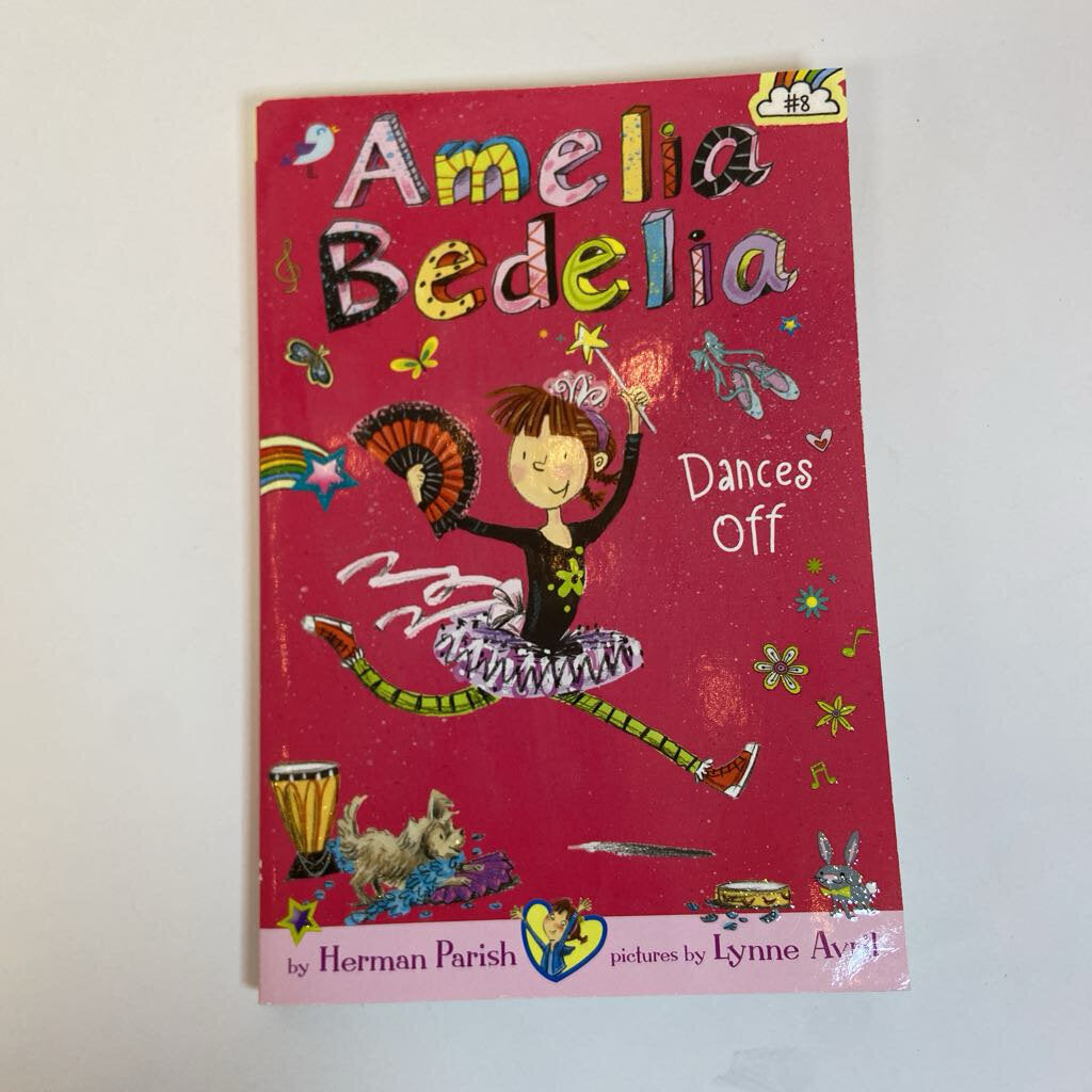 Amelia Bedelia Dances Off