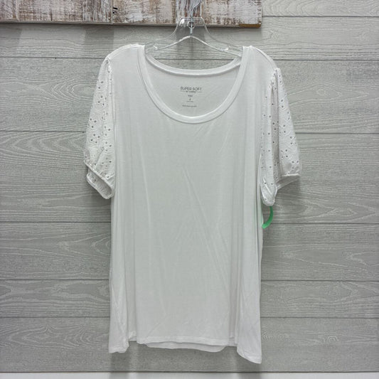Womens Super Soft Eyelet Sleeve Top
