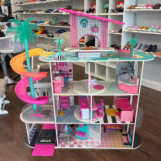 OMG Fashion House Playset