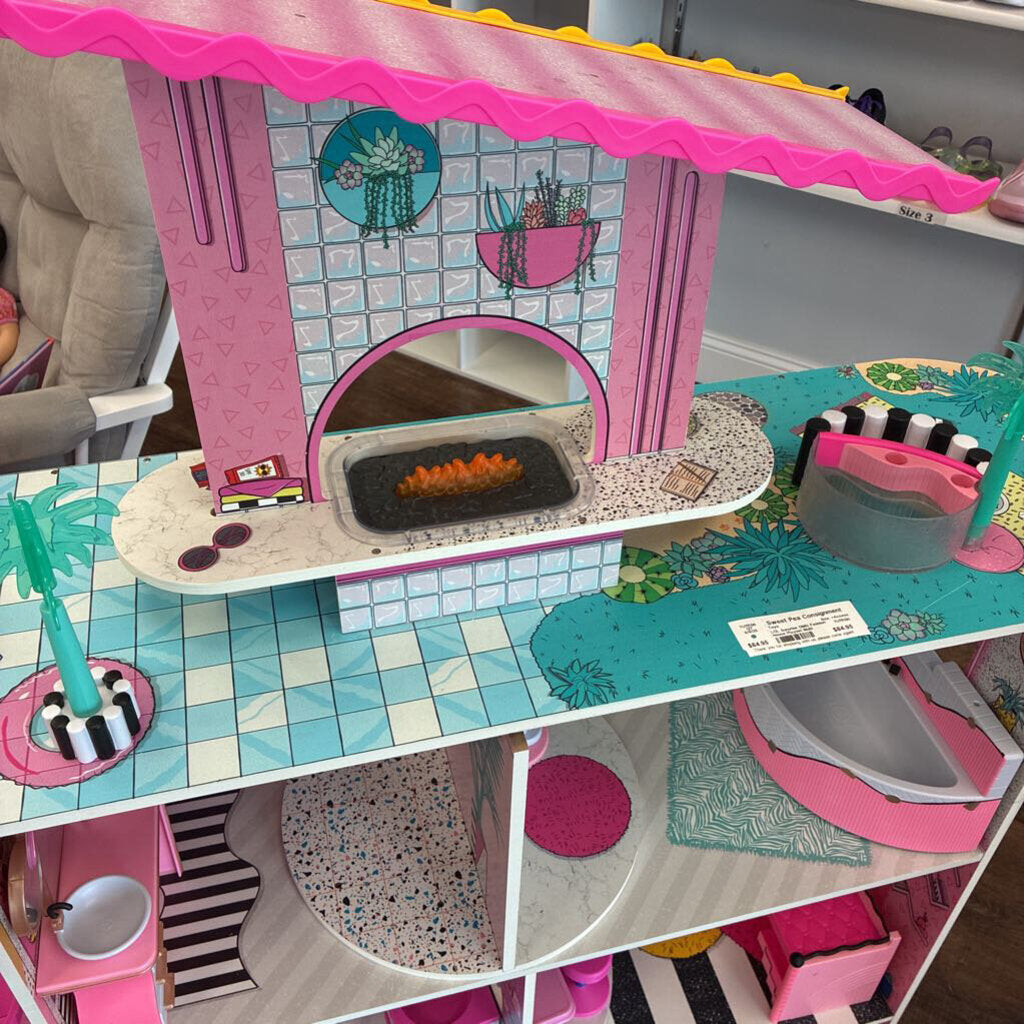 OMG Fashion House Playset