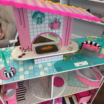 OMG Fashion House Playset