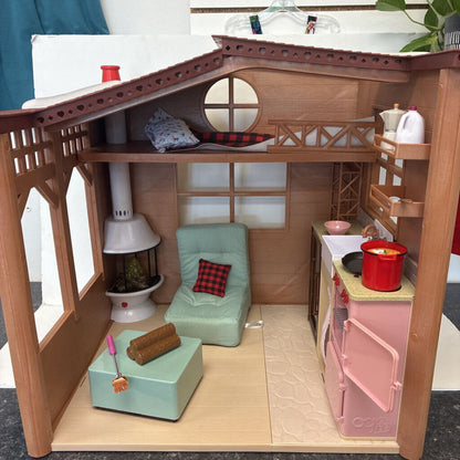 Ski Lodge + Extra Accessories for 18" Doll