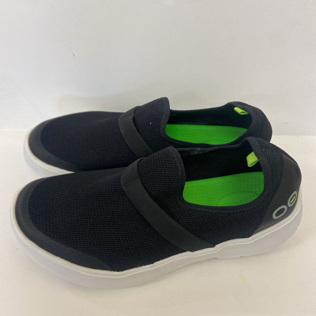 Womens Slip-On Mesh Sneakers