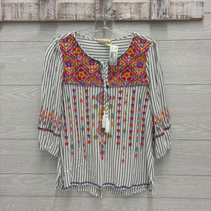 Womens Embroidered 3/4 Sleeve Shirt