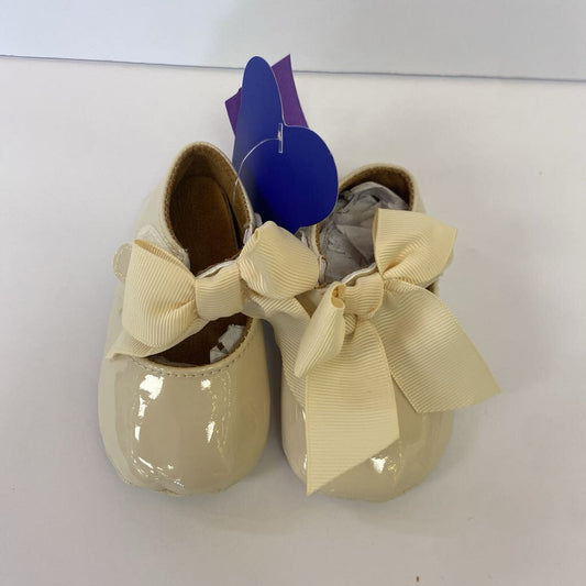 Girls Patent Leather Shoes *NEW*