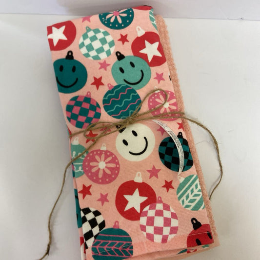 3-Pack Smiley Ornaments Hand Towels